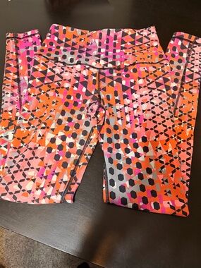 Victoria's Secret Leggings - Pink & Orange Geometric Print